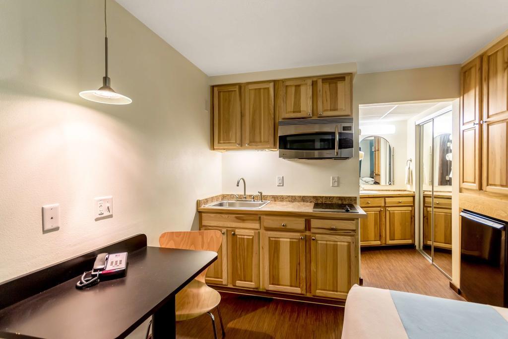 6-missoula, Mt - Hotel